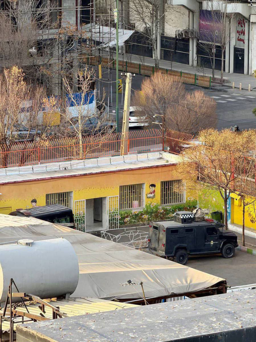 المنظمة الأحوازية لحقوق الإنسان تحذر من تحويل المنشآت المدنية والأحياء السكنية إلى ثكنات عسكرية للحرس الثوري