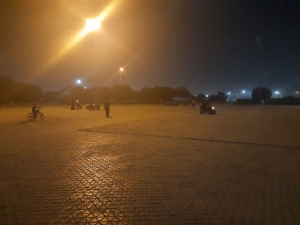 في فصل الخريف ذرات الملوثة في الهوا ء تغطي سماء الأحواز والبرلمان الايراني يلغي اكثر %67 من ميزانية مكافحةالتصحر