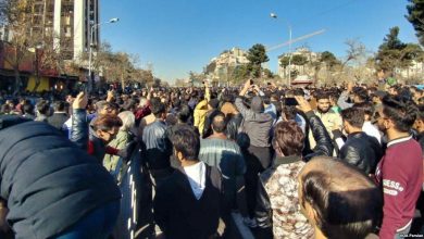مظاهرة حاشدة في ثأني أكبر مدينة إيرانية "مشهد"